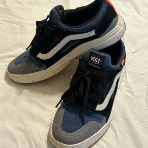 Vans Ultrarange Black and Blue Shoes